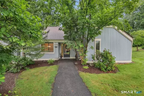 972 Heritage Vlg #B, Southbury, CT 06488