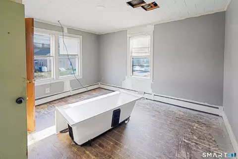 Bedroom - 383 Putnam Pike, Killingly, CT 06241 photo 15 of 17