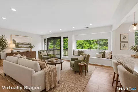 176 Heritage Vlg #D, Southbury, CT 06488