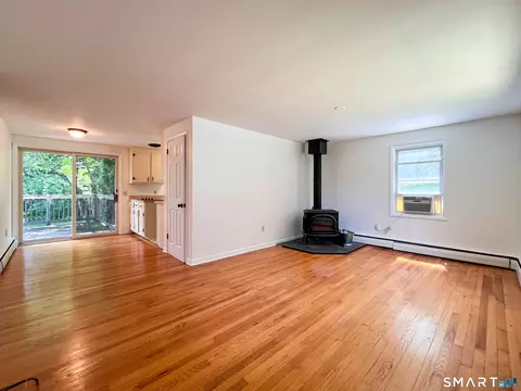 Living - 2 Johnnie Ct, Ledyard, CT 06339 photo 1 of 2