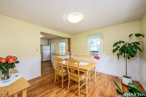 Dining - 50 Albert Rd, Hamden, CT 06514 photo 1 of 3