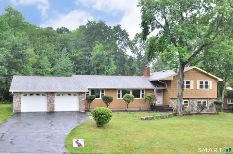 46 Butternut Rd, Manchester, CT 06040