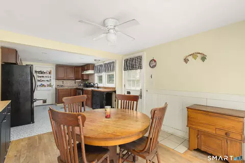 Dining - 304 Norwich Rd, Plainfield, CT 06374 photo 4 of 5