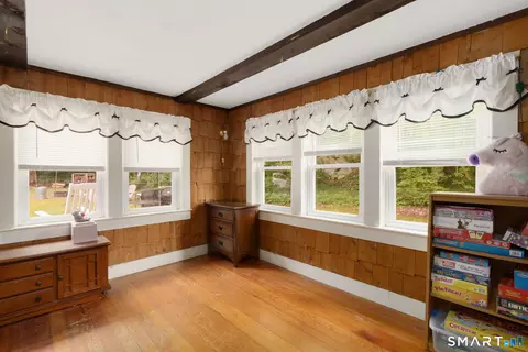 Entry Way - 304 Norwich Rd, Plainfield, CT 06374 photo 1 of 1