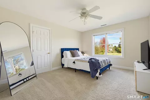 Bedroom - 189 Shadow Pond Ln, Suffield, CT 06078 photo 8 of 8