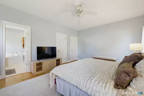 Bedroom - 189 Shadow Pond Ln, Suffield, CT 06078 photo 2 of 8