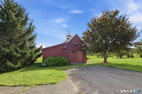Exterior - 29 Halladay Ave W, Suffield, CT 06078 photo 5 of 7