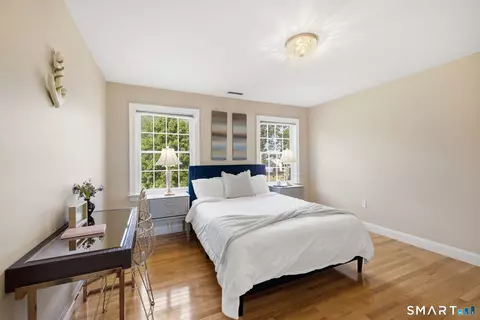 Bedroom - 29 Halladay Ave W, Suffield, CT 06078 photo 3 of 5