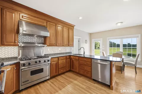 Kitchen - 29 Halladay Ave W, Suffield, CT 06078 photo 1 of 5