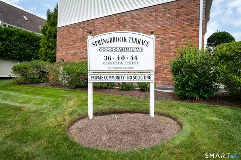 44 Cerretta St #5, Stamford, CT 06907