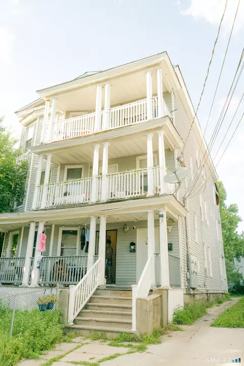 59 Ward St, Waterbury, CT 06704