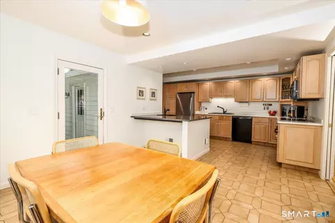 Dining - 21 White Pine Dr, Brookfield, CT 06804 photo 5 of 5