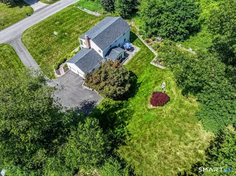 View/Area - 21 White Pine Dr, Brookfield, CT 06804 photo 1 of 1