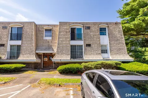 1186 Middle Tpke W #B2, Manchester, CT 06040