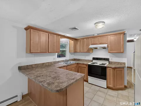 Kitchen - 198 Spicer Hill Rd, Ledyard, CT 06339 photo 2 of 5