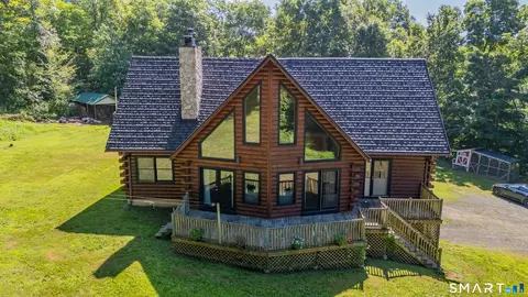 63 Parkside Dr, Colchester, CT 06415