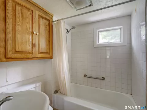Bath - 42 Mines Rd, Bristol, CT 06010 photo 1 of 1