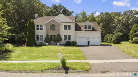 74 Kathryn Ln, Plantsville, CT 06479