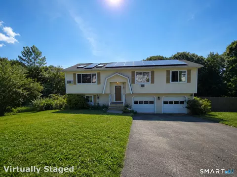 159 Fieldwood Rd, Waterbury, CT 06704
