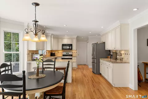 Kitchen - 15 Rose Ln, Sandy Hook, CT 06482 photo 3 of 6