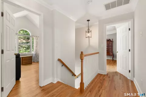 Entry Way - 15 Rose Ln, Sandy Hook, CT 06482 photo 2 of 2