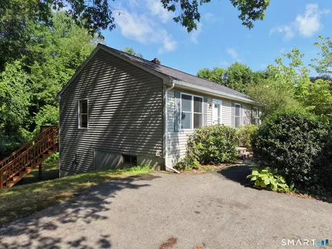 Exterior - 19 Nelson St, Brooklyn, CT 06234 photo 1 of 4