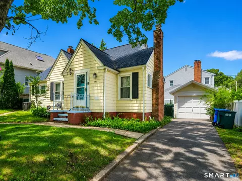 196 Waite St, Hamden, CT 06517