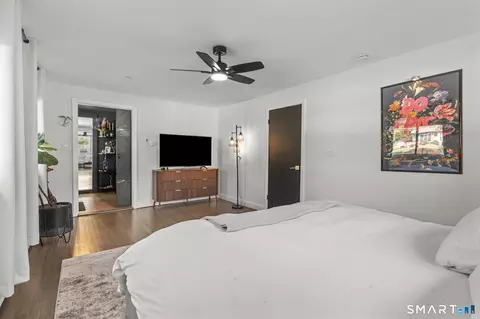 Bedroom - 51 Mohawk Dr, Wallingford, CT 06492 photo 2 of 6