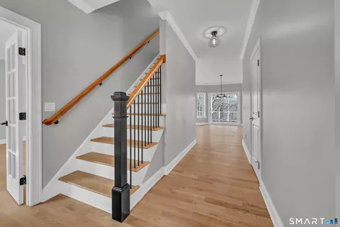 Entry Way - 1427 Monroe Tpke, Monroe, CT 06468 photo 3 of 3