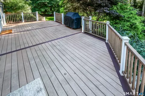 Exterior - 106 Silver Spring Rd, Wilton, CT 06897 photo 3 of 4