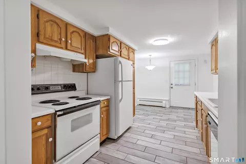 Kitchen - 69 Forest Rd, Monroe, CT 06468 photo 7 of 8