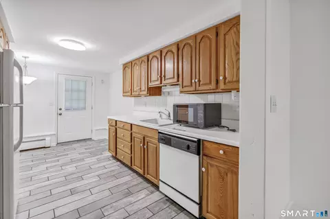 Kitchen - 69 Forest Rd, Monroe, CT 06468 photo 8 of 8