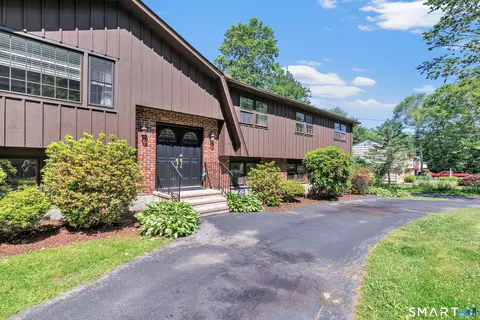 Exterior - 69 Forest Rd, Monroe, CT 06468 photo 3 of 7