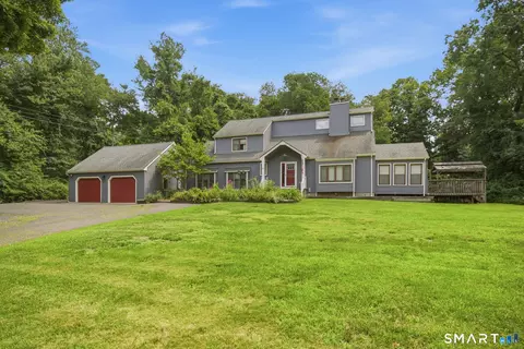 25 Oneil Rd, Oxford, CT 06478
