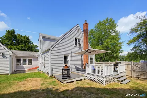 Exterior - 1485 Suffield St, Suffield, CT 06078 photo 6 of 10