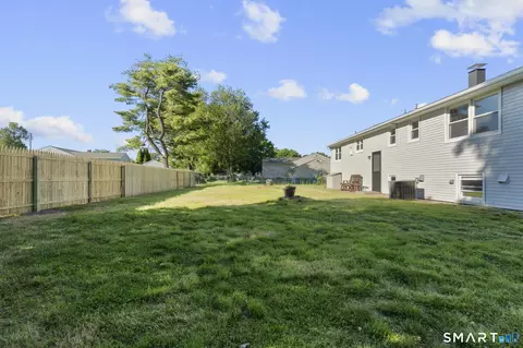 Exterior - 47 Williamson Rd, Hamden, CT 06517 photo 4 of 4