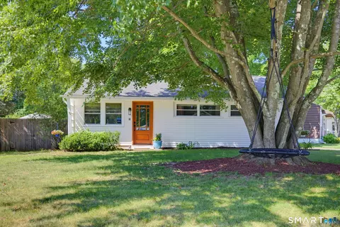 88 Lawncrest Dr, Southington, CT 06489