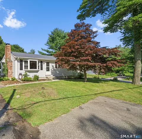 3 Beechwood Rd, Oakdale, CT 06370