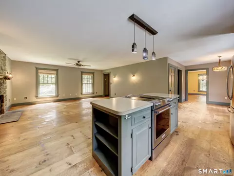 Kitchen - 321 Guerdat Rd, Torrington, CT 06790 photo 3 of 4