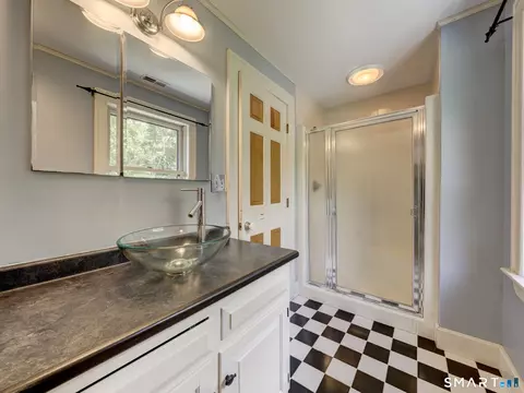 Bath - 321 Guerdat Rd, Torrington, CT 06790 photo 2 of 4