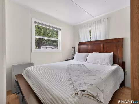 Bedroom - 18 Old Forge Rd, Westbrook, CT 06498 photo 2 of 4
