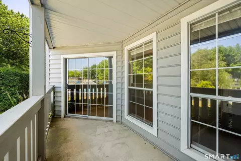 Exterior - 87 Leafwood Ln #235, Groton, CT 06340 photo 3 of 5