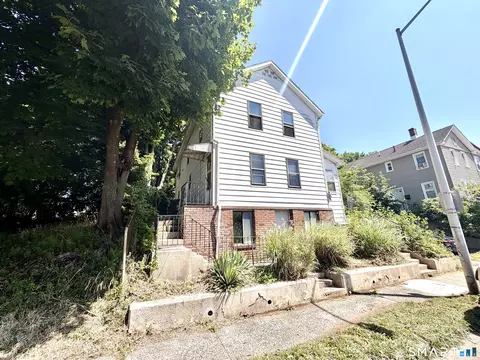 435 Myrtle St, New Britain, CT 06053