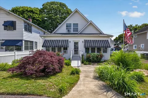 33 Warren St, Milford, CT 06460