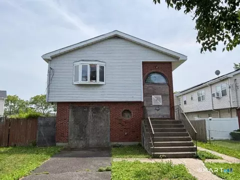 13 Merril Pl, Inwood, NY 11096