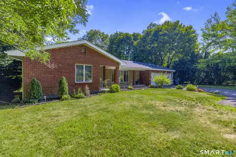 2595 Albany Ave, West Hartford, CT 06117