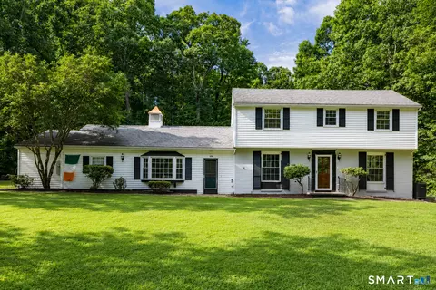 559 Allen Rd, Torrington, CT 06790