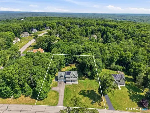 View/Area - 60 Bittersweet Dr, Gales Ferry, CT 06335 photo 2 of 2