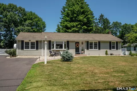 355 Burnham St, Manchester, CT 06042
