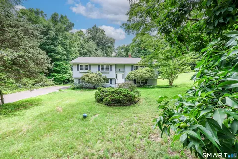 39 Williams Rd, New Fairfield, CT 06812